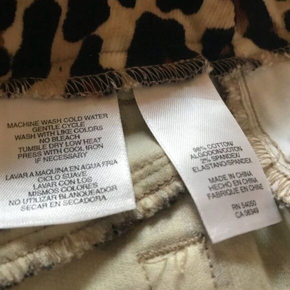 NW0T. Jones New York Sport Stretch leopard skirt. - Picture 7 of 8